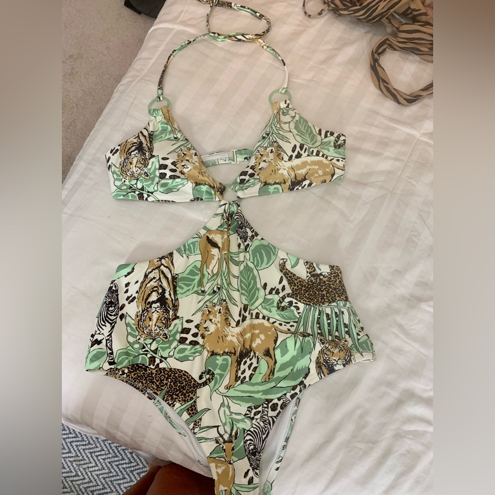 Aerie swimsuit size medium